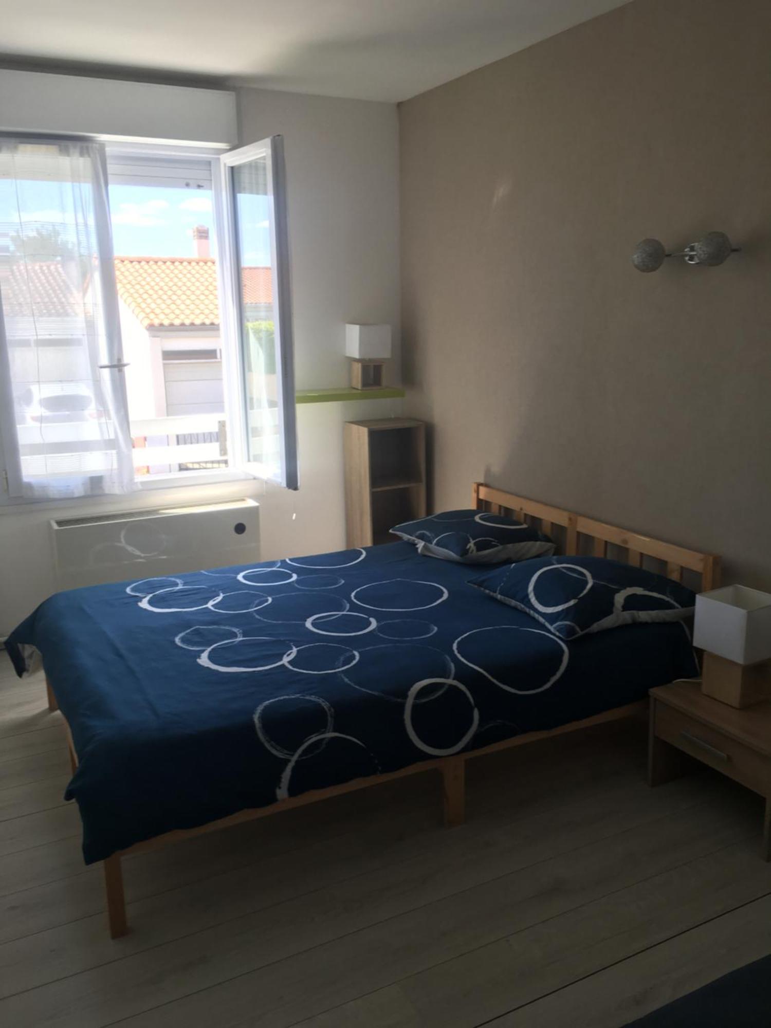 Maison Avec Jacuzzi Villa Saintes Exteriör bild
